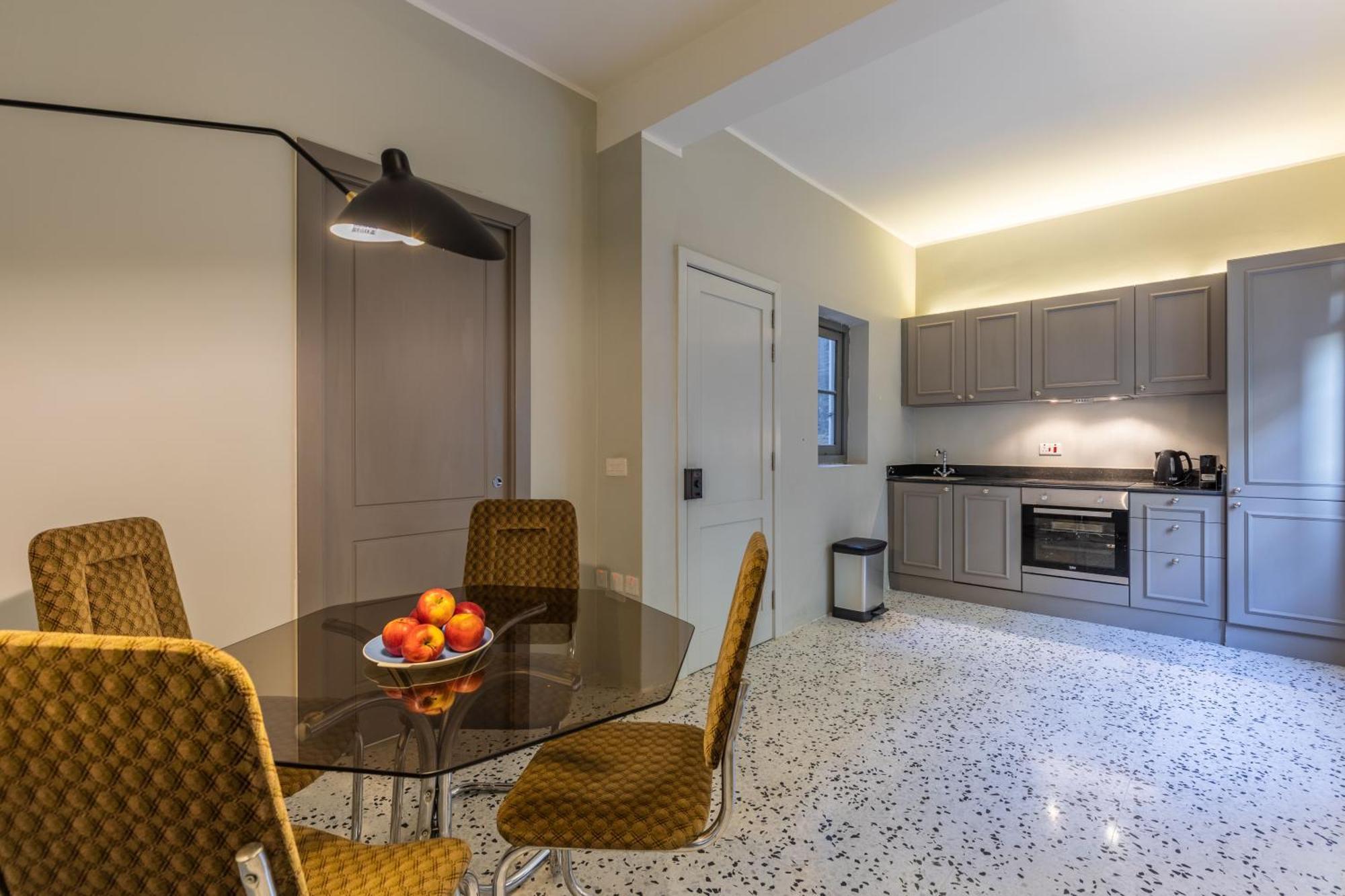 Stylish Retro Suites Il-Furjana Exterior photo